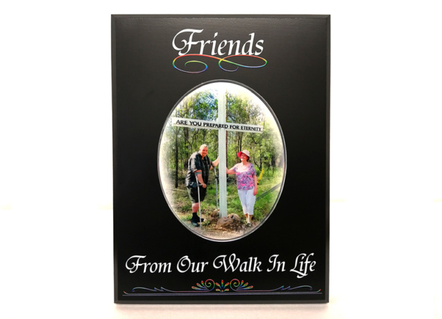 Memorial-Plaque-Friends